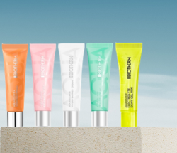 Biotherm Facial Care Aquasource matkakokoisena
